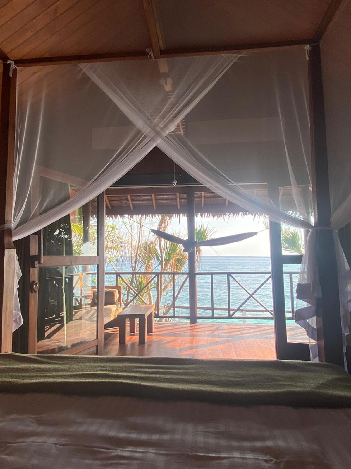Nini'S Beach Bungalows Bira Chambre photo